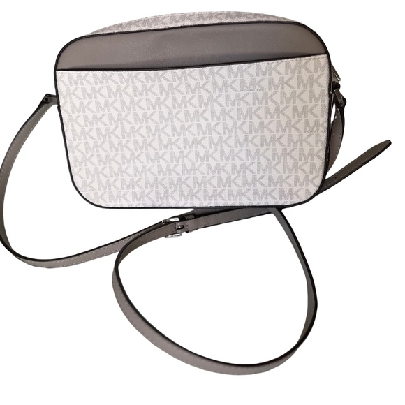 NEW Michael Kors Jet Set Charm Chain Crossbody Bag – White/Gray - Picture 3 of 3